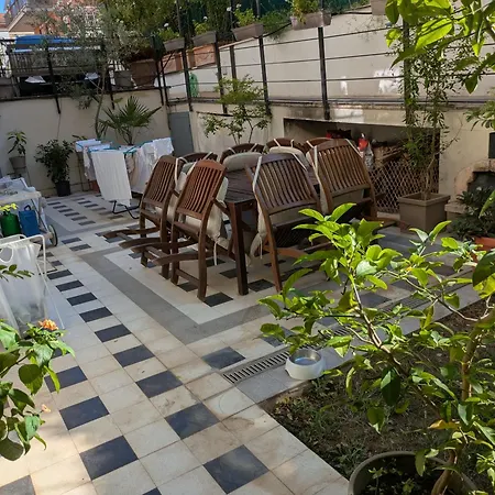 Πανσιόν Casa Caudi 4*